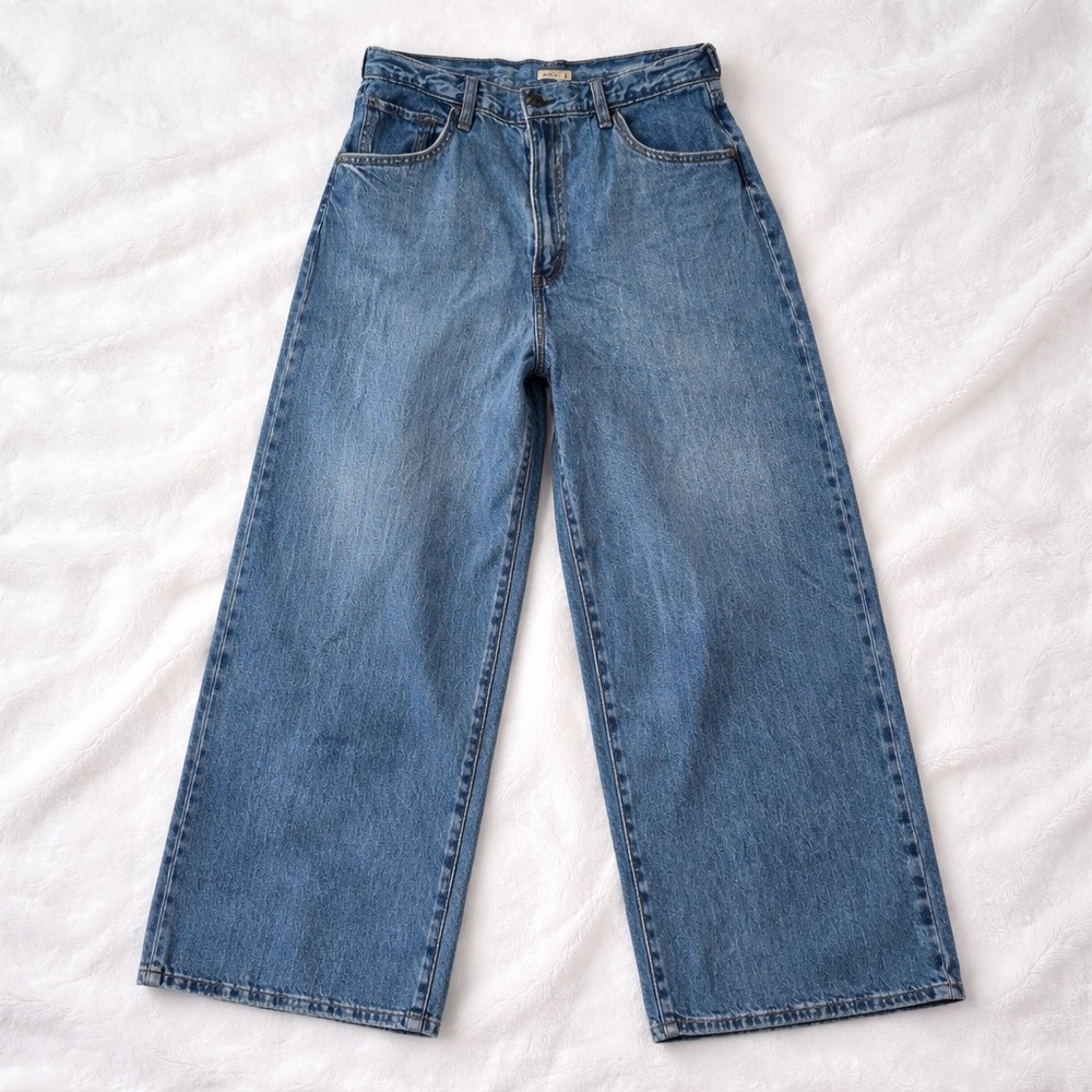 Levi’s Cinch Waist Wide Leg Jeans – Size 32